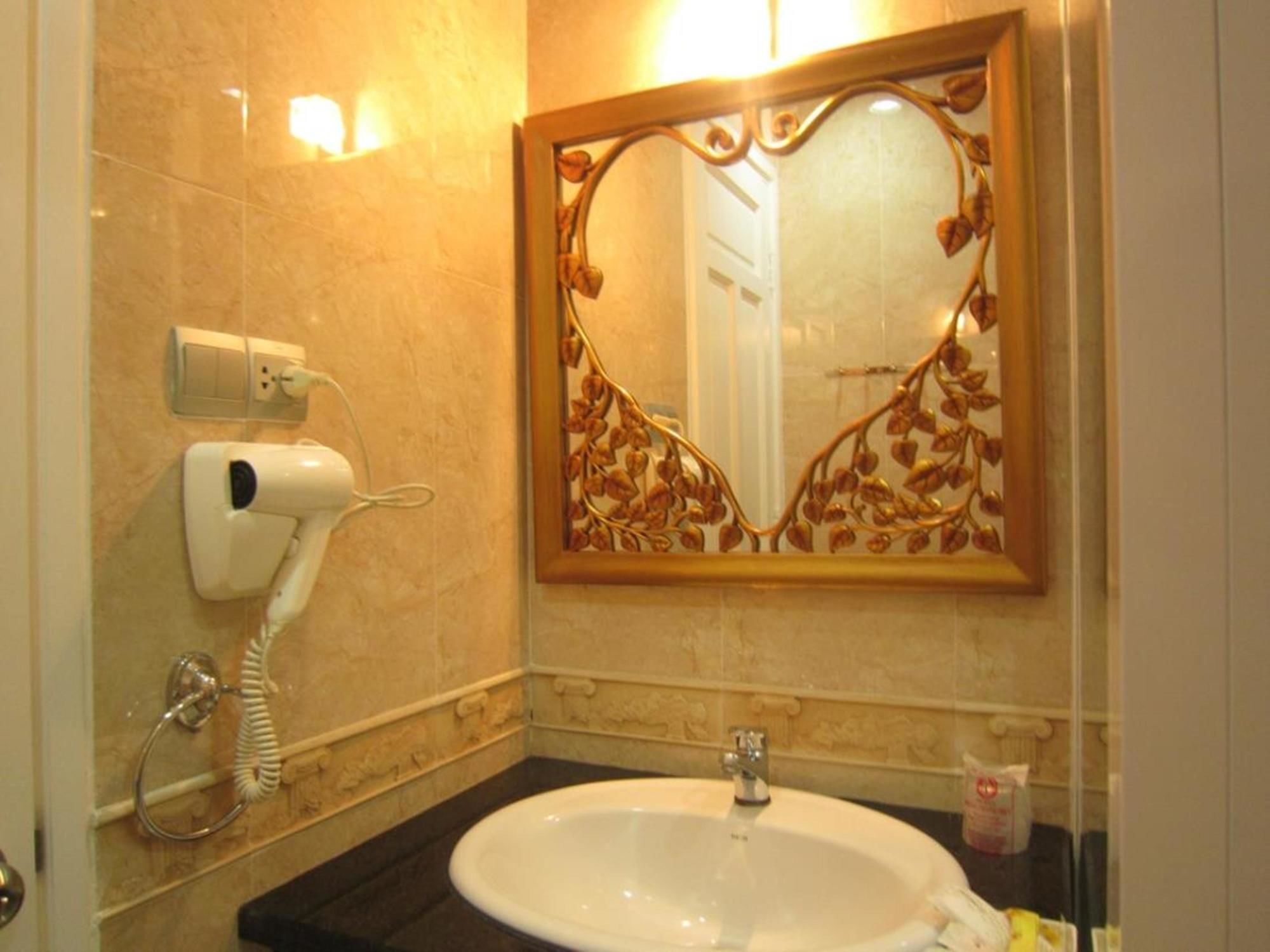 Hoang Thanh Thuy Airport Hotel 2 - Gan Am Thuc Dem Cho Hoang Hoa Tham Ho Chi Minh Zewnętrze zdjęcie
